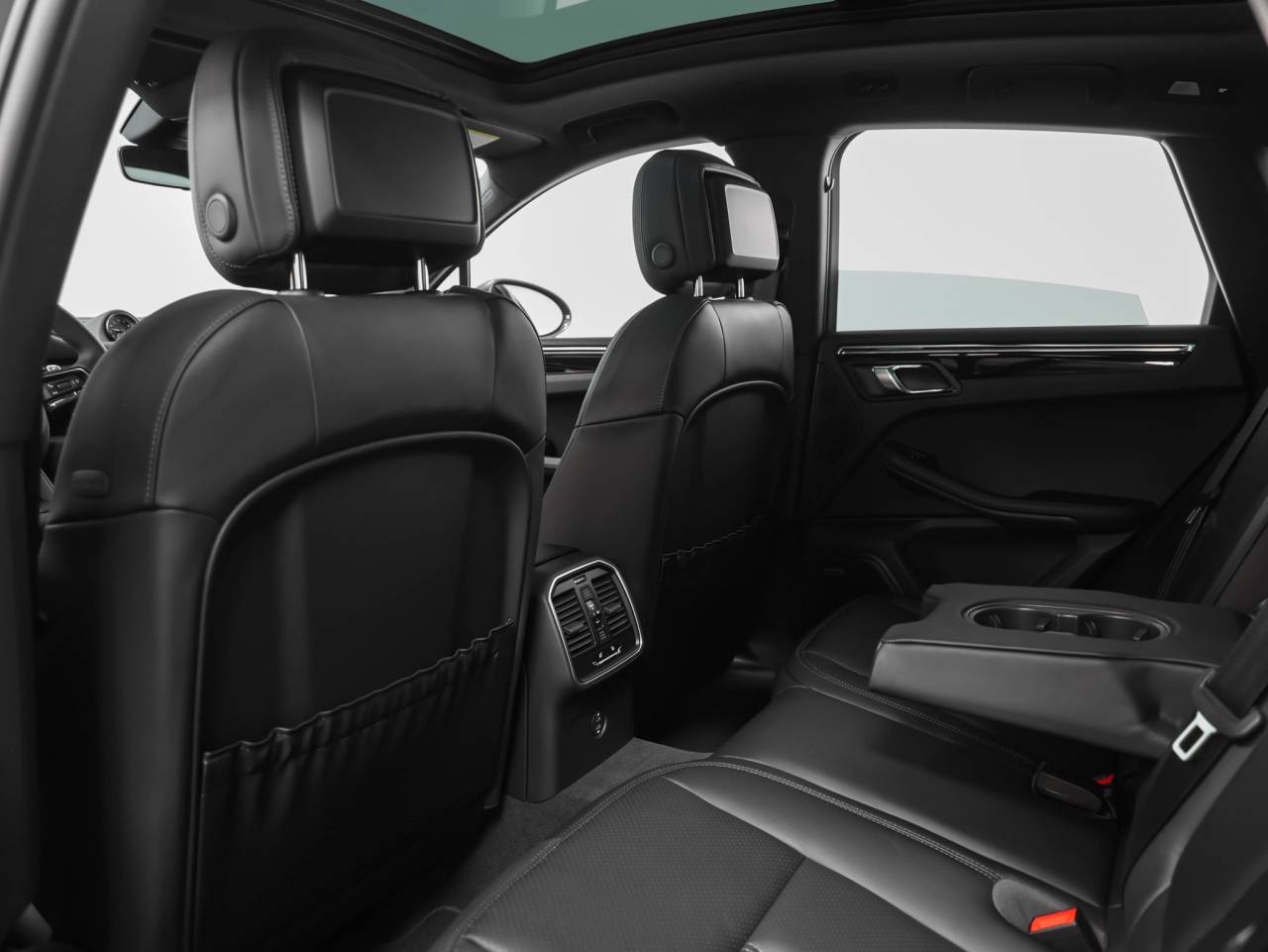 2026 Porsche Macan Macan S