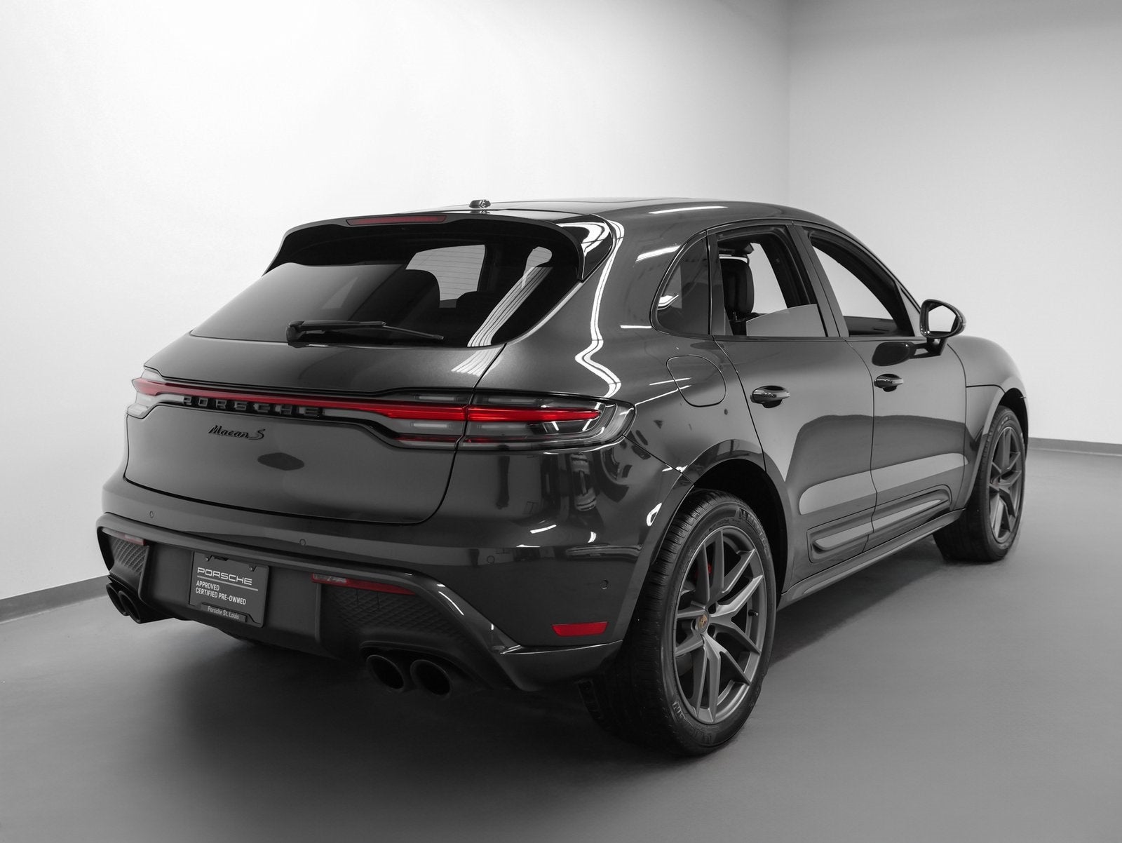 2022 Porsche Macan Macan S