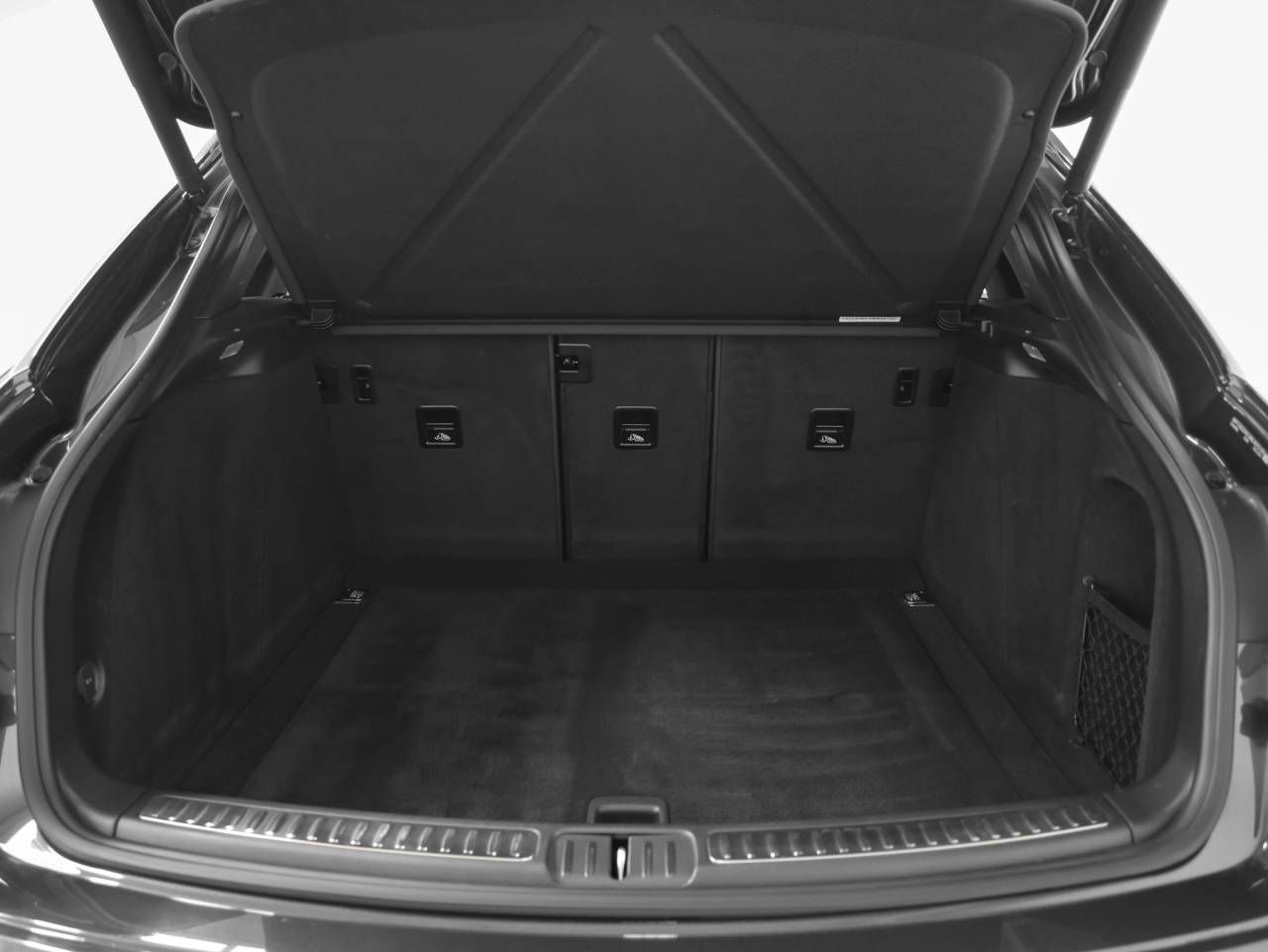 2022 Porsche Macan Macan S