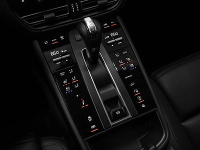 2022 Porsche Macan Macan S