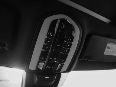 2022 Porsche Macan Macan S