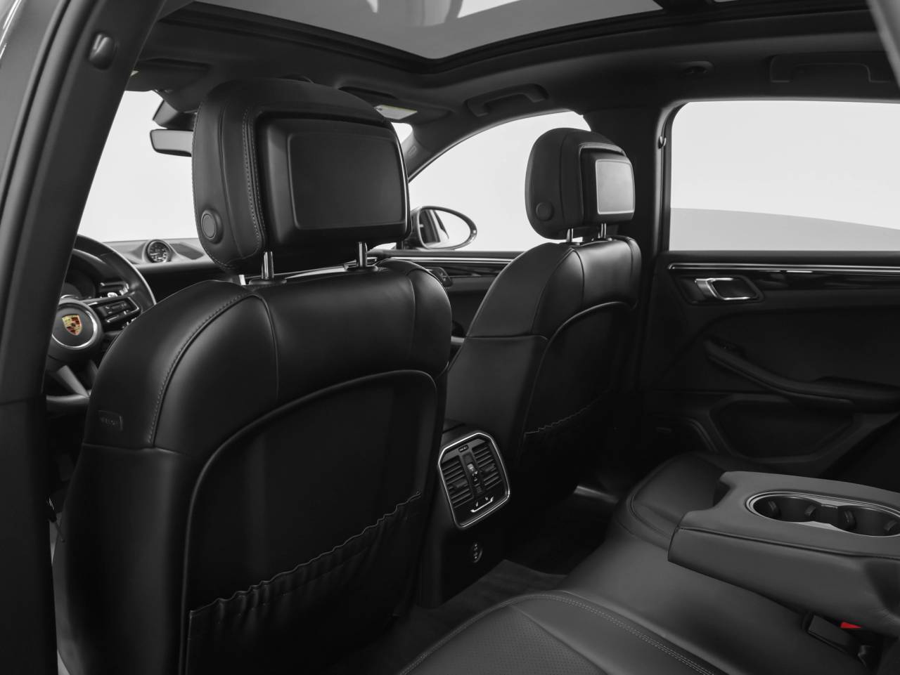 2022 Porsche Macan Macan S