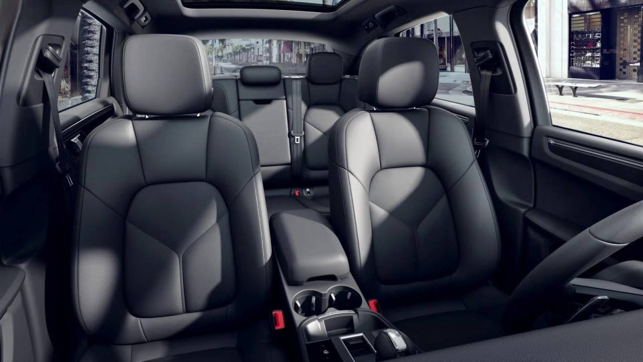 2022 Porsche Macan Macan S