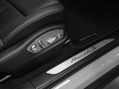 2026 Porsche Macan Macan S
