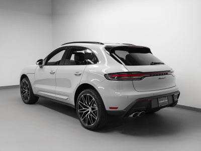 2026 Porsche Macan Macan S