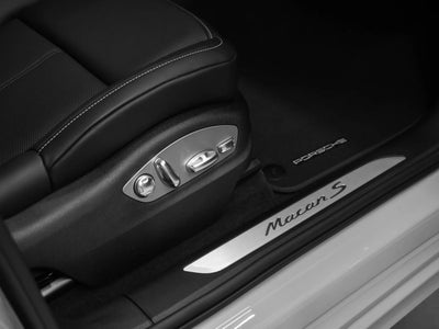 2026 Porsche Macan Macan S