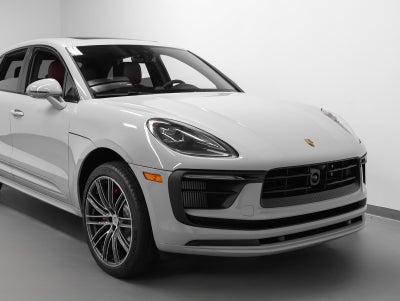 2026 Porsche Macan Macan S