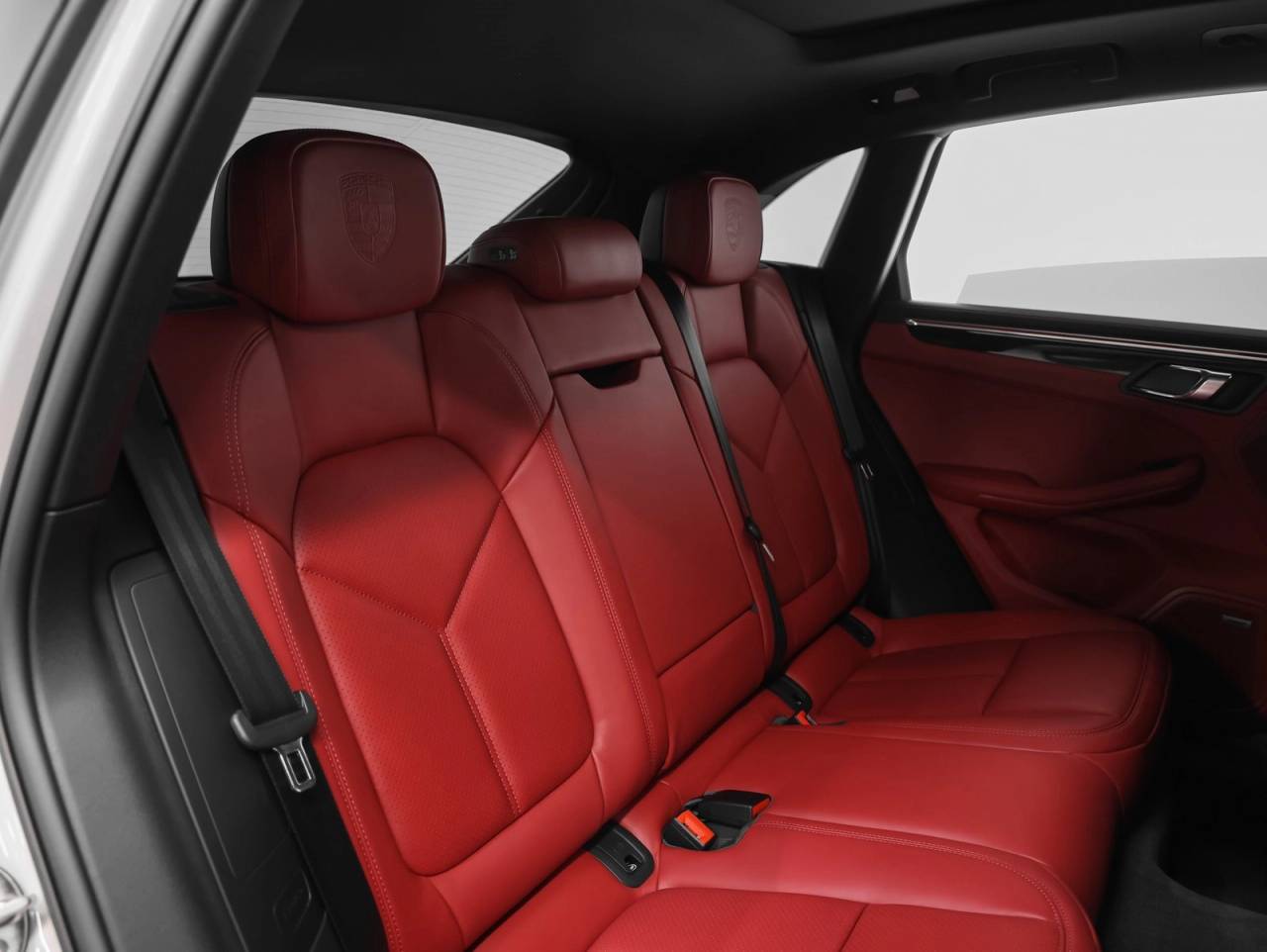 2026 Porsche Macan Macan S