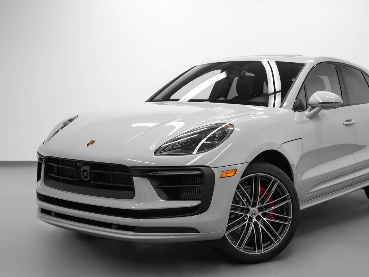 2026 Porsche Macan Macan S