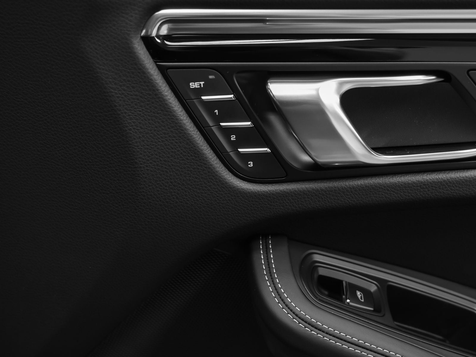 2026 Porsche Macan Macan S