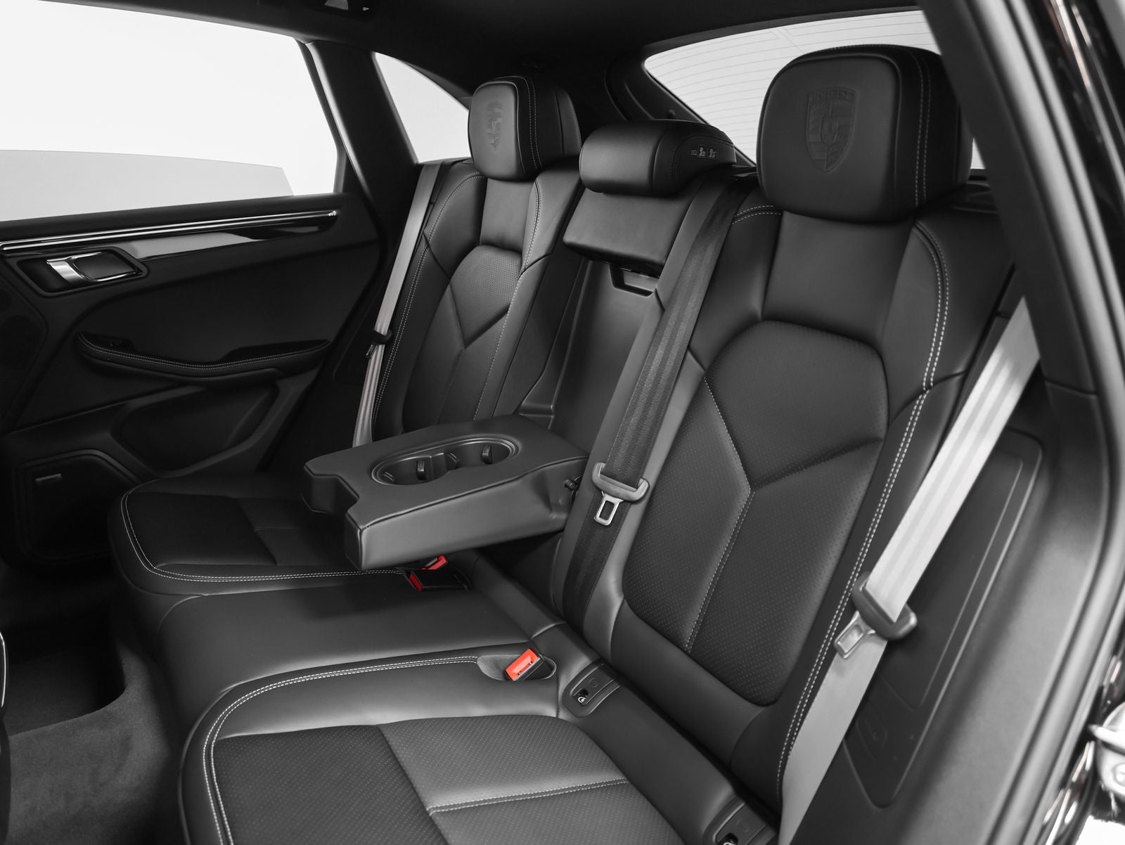 2026 Porsche Macan Macan S
