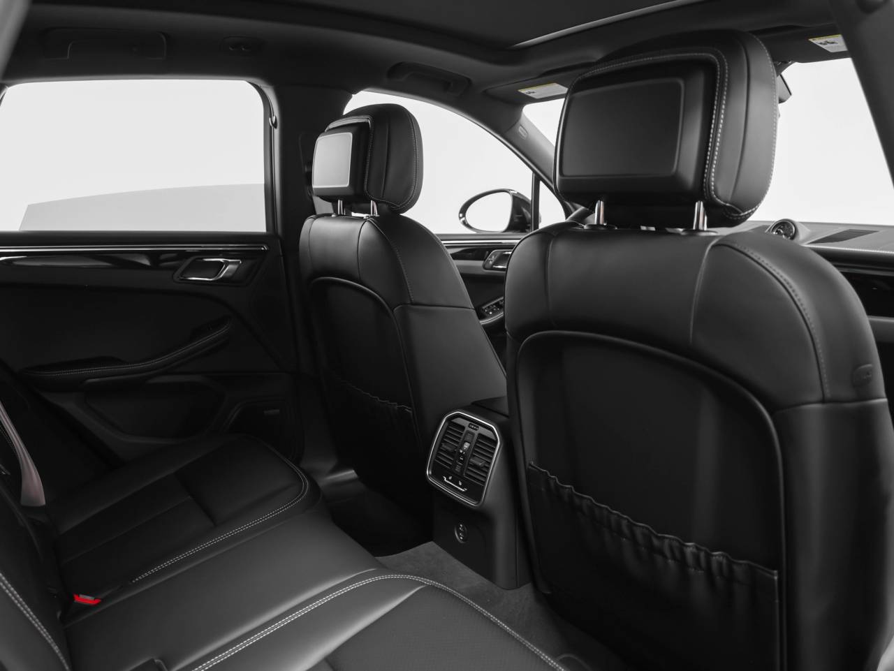 2026 Porsche Macan Macan S