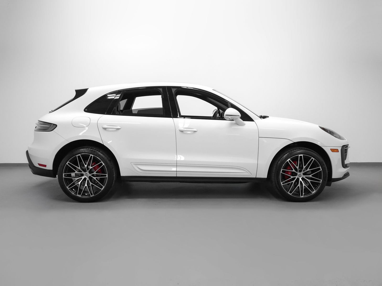 2022 Porsche Macan Macan S