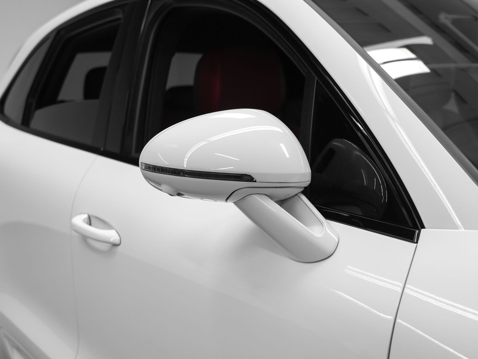 2022 Porsche Macan Macan S