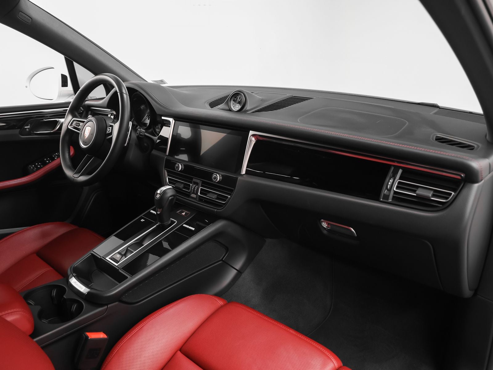 2022 Porsche Macan Macan S