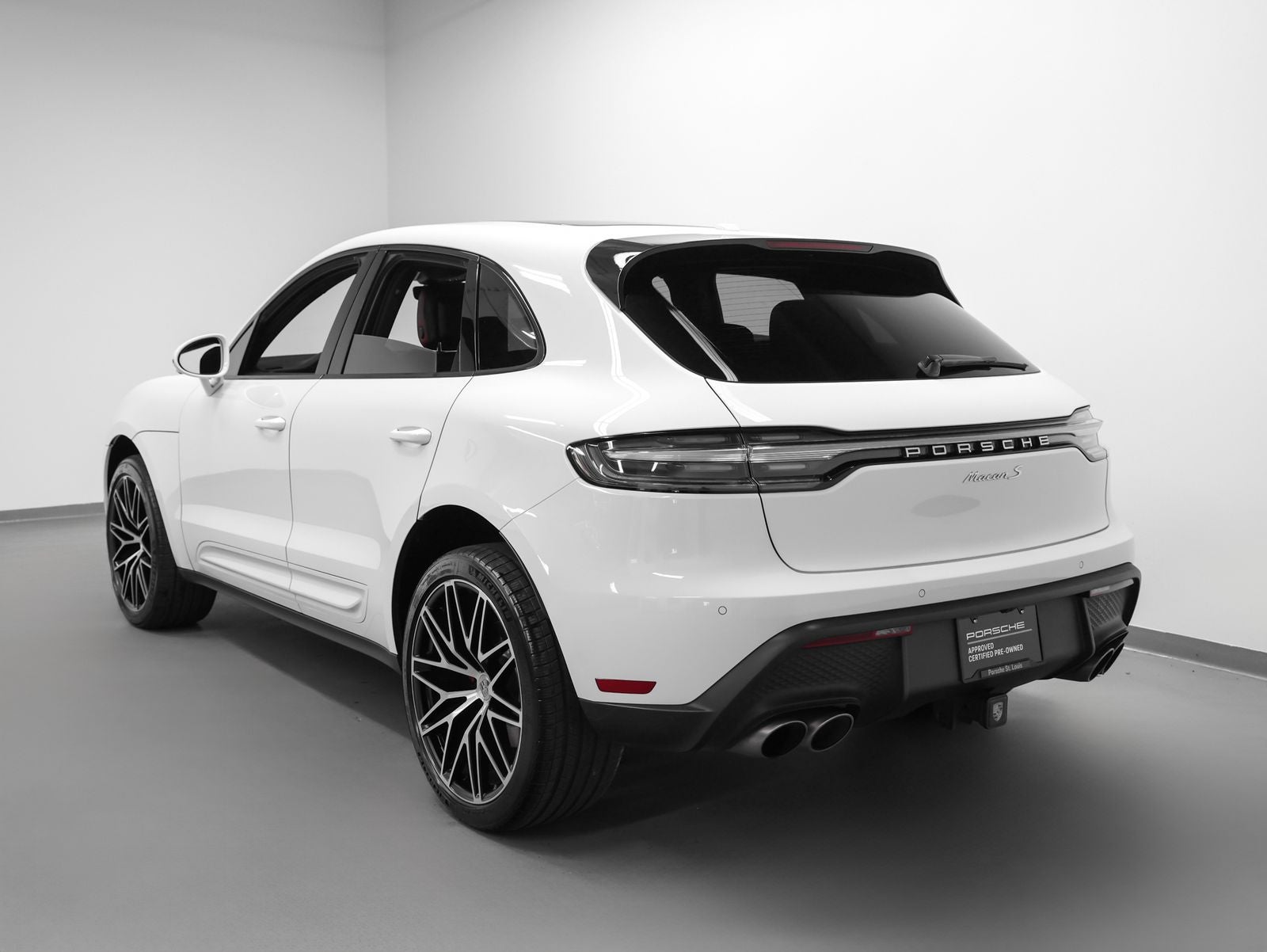 2022 Porsche Macan S