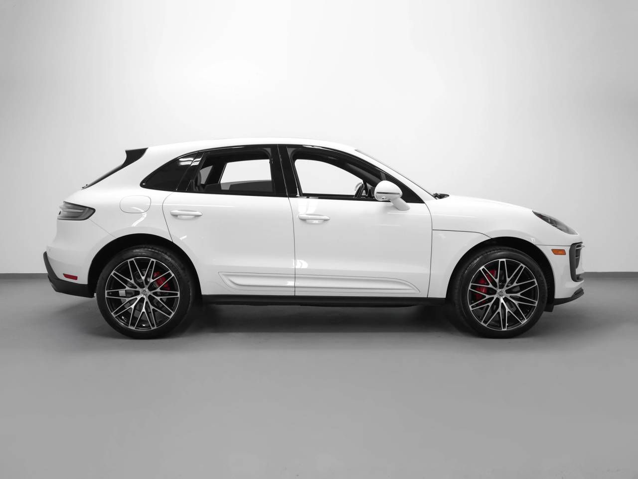 2022 Porsche Macan Macan S