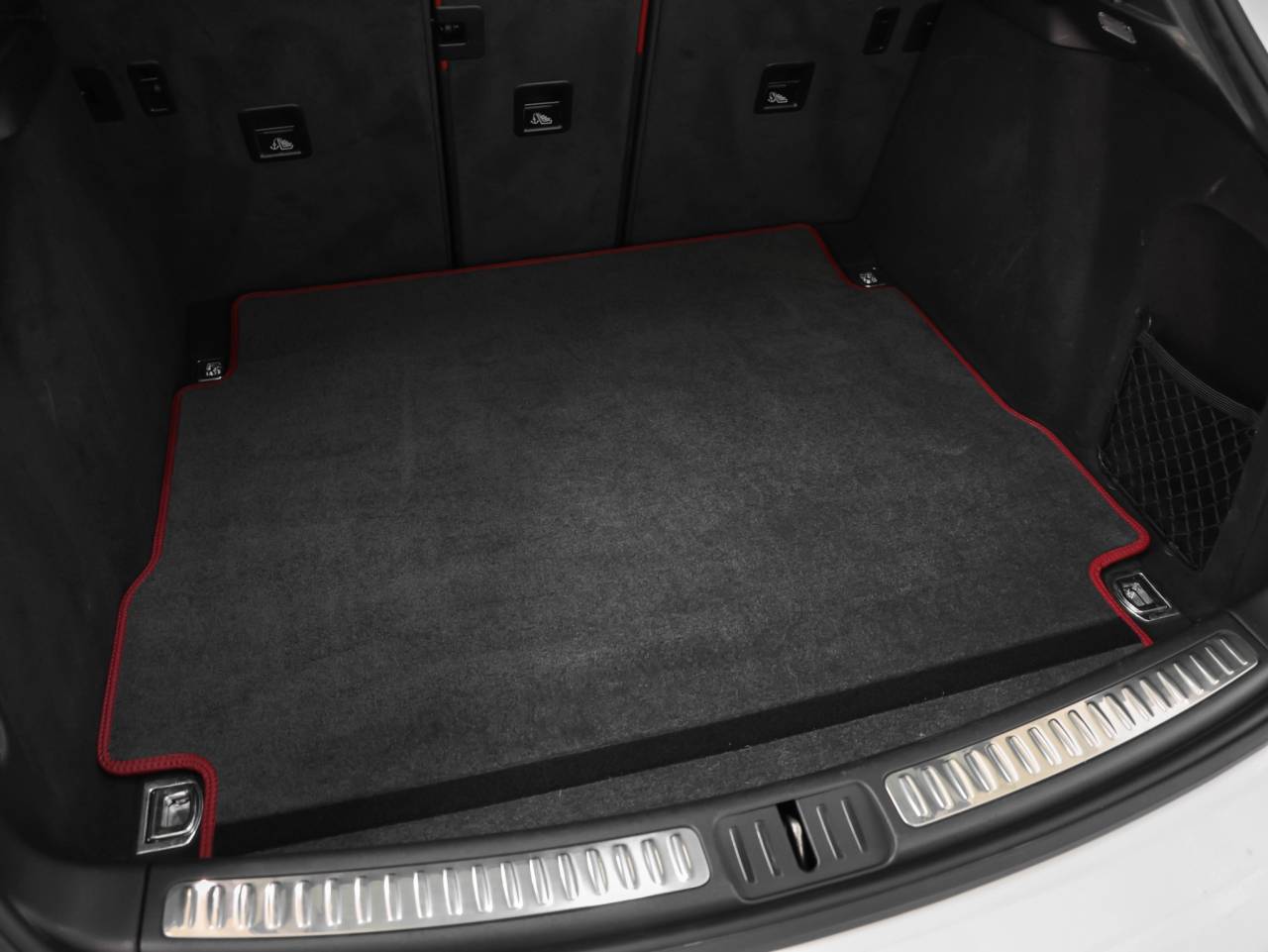 2022 Porsche Macan Macan S