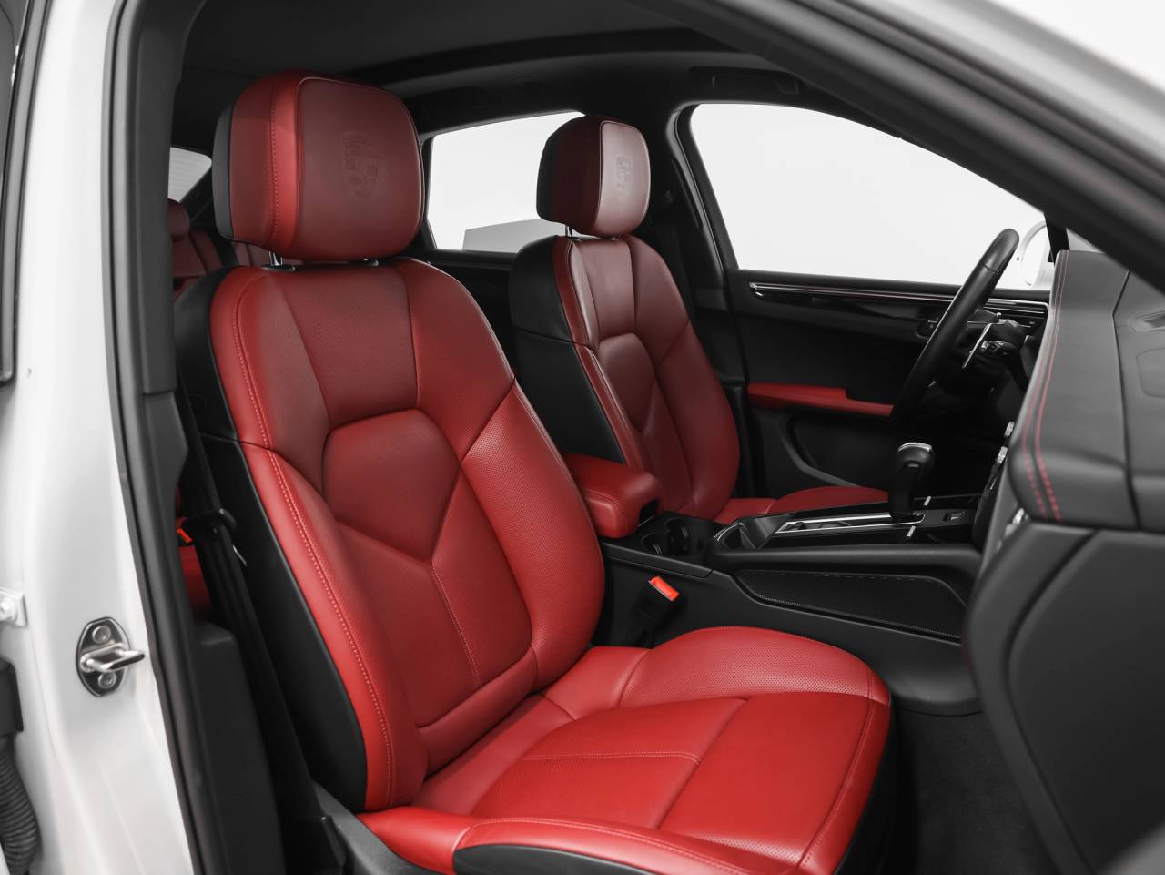 2022 Porsche Macan Macan S