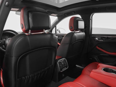 2022 Porsche Macan Macan S