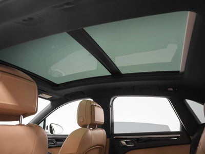 2024 Porsche Macan Macan S