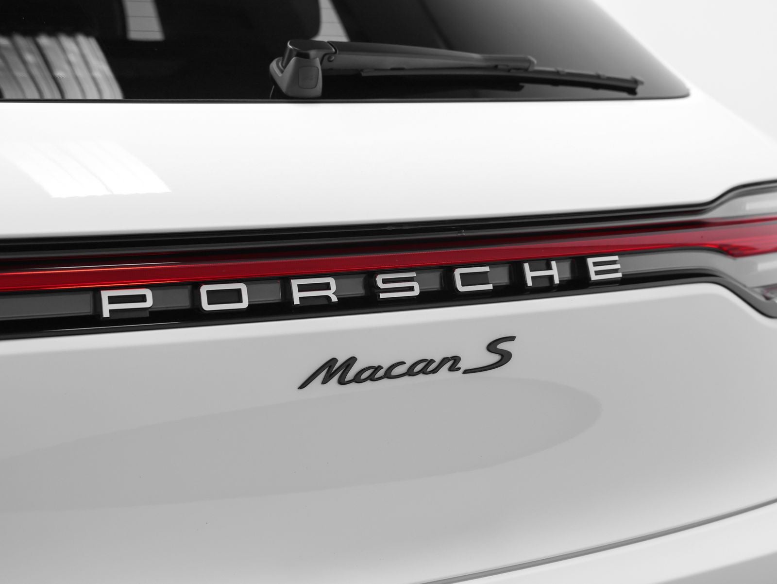 2025 Porsche Macan Macan S