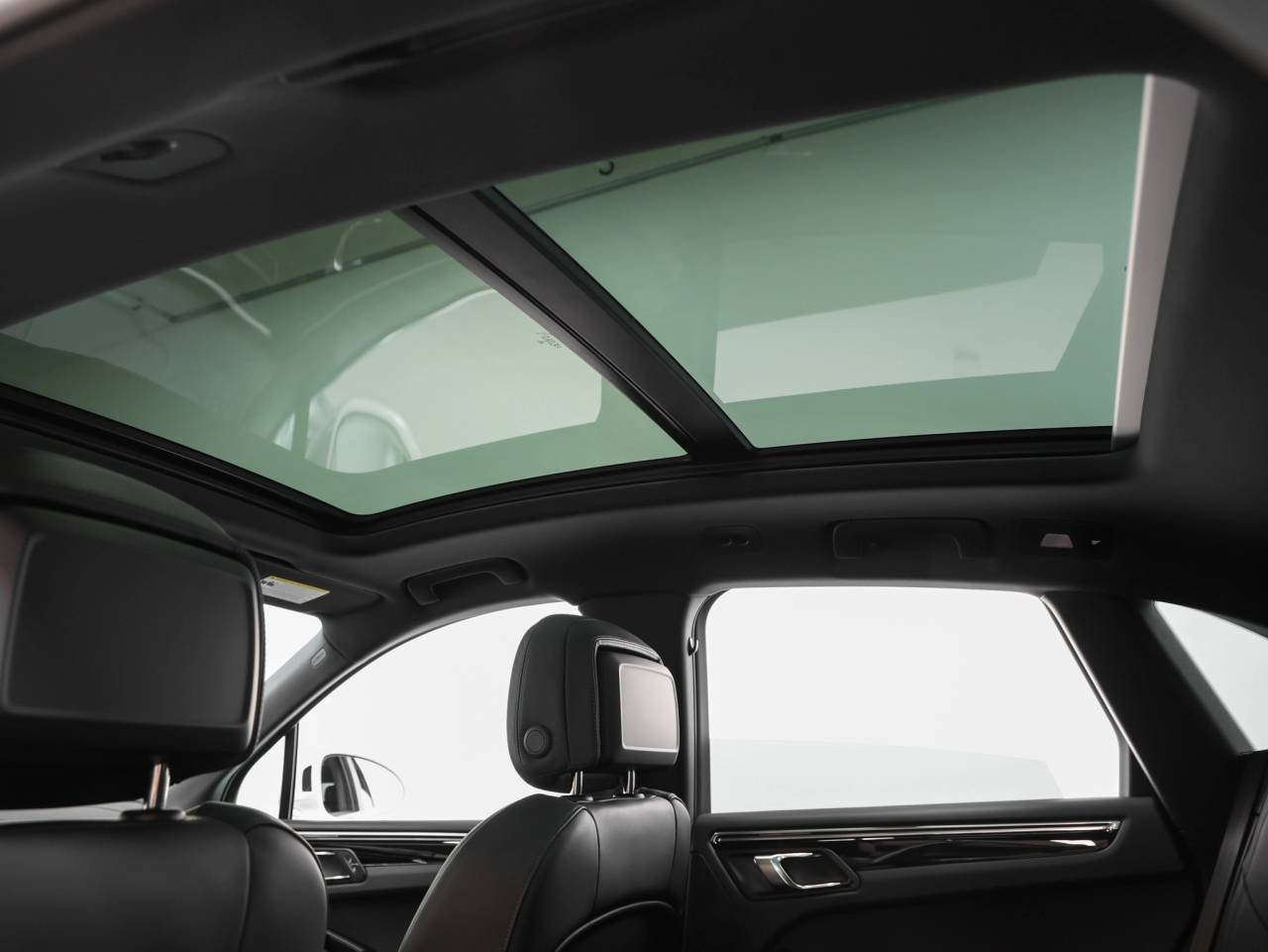 2025 Porsche Macan Macan S