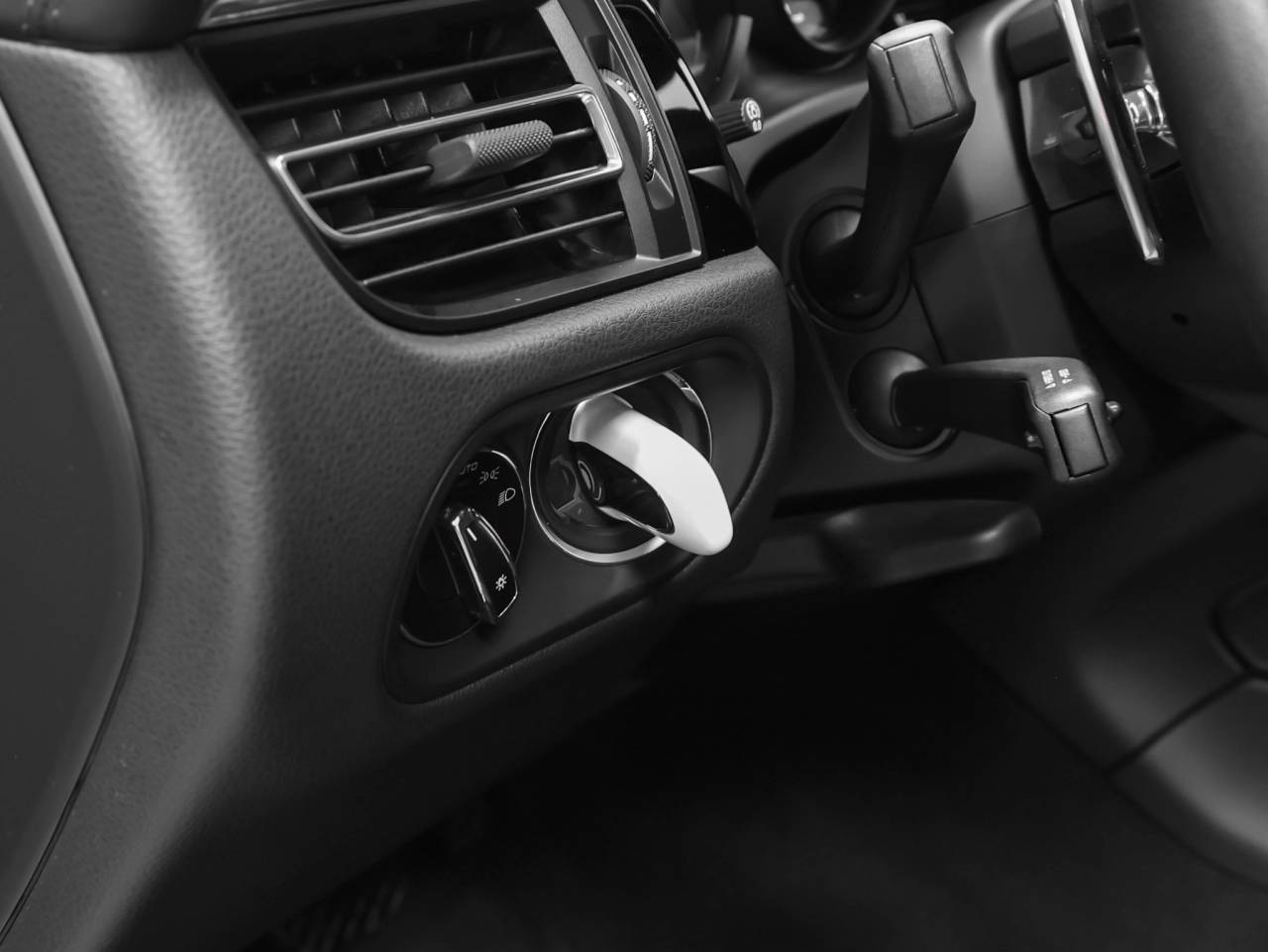 2025 Porsche Macan Macan S