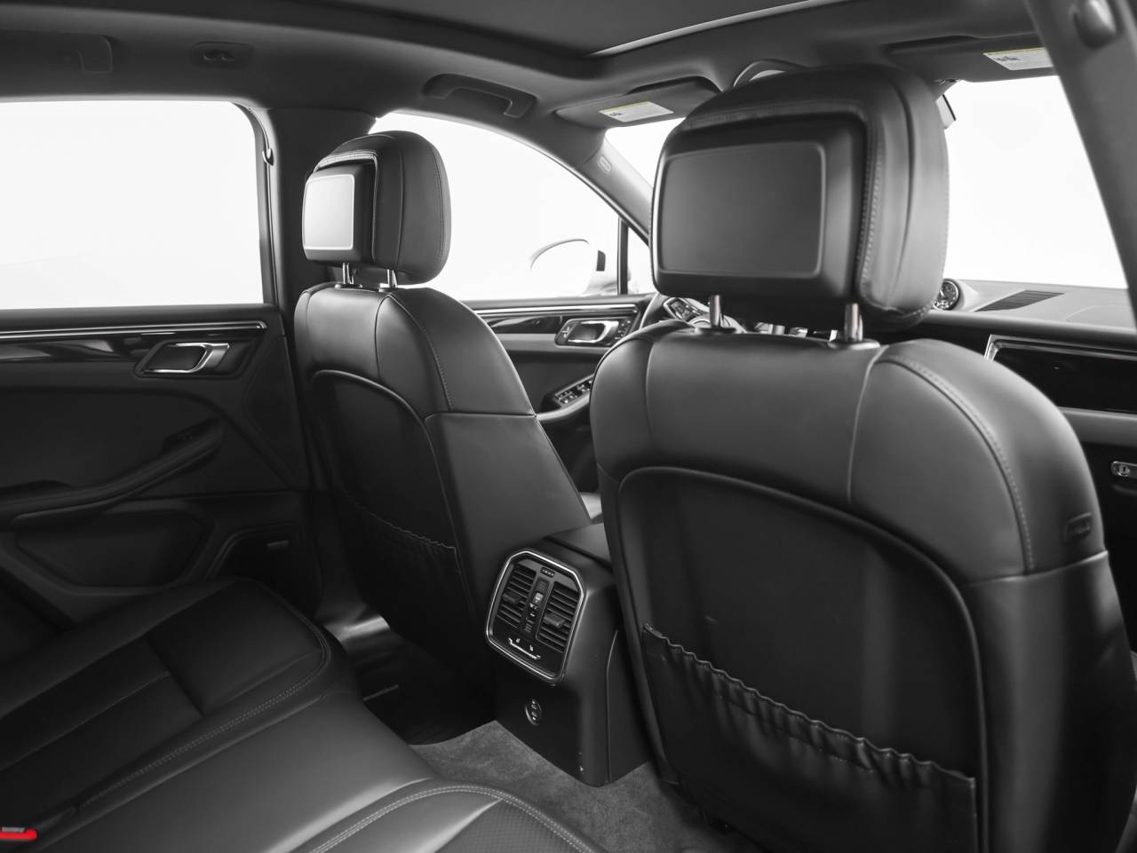 2024 Porsche Macan Macan S (MY24)