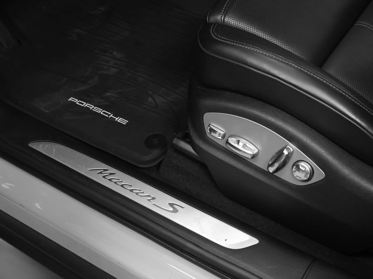 2024 Porsche Macan Macan S (MY24)