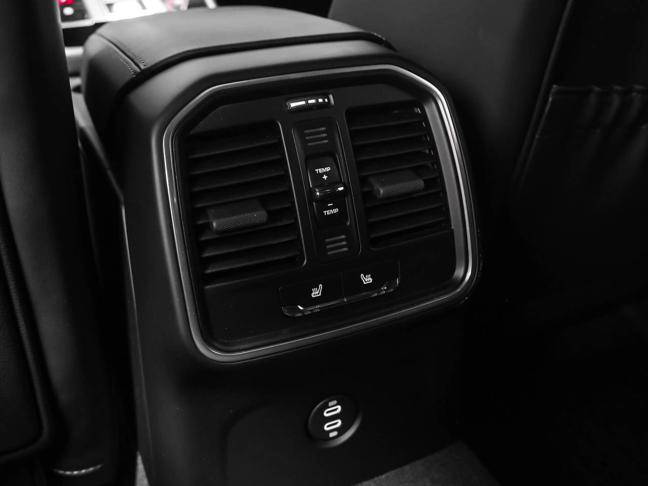 2024 Porsche Macan Macan S (MY24)