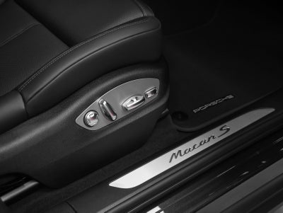 2026 Porsche Macan S