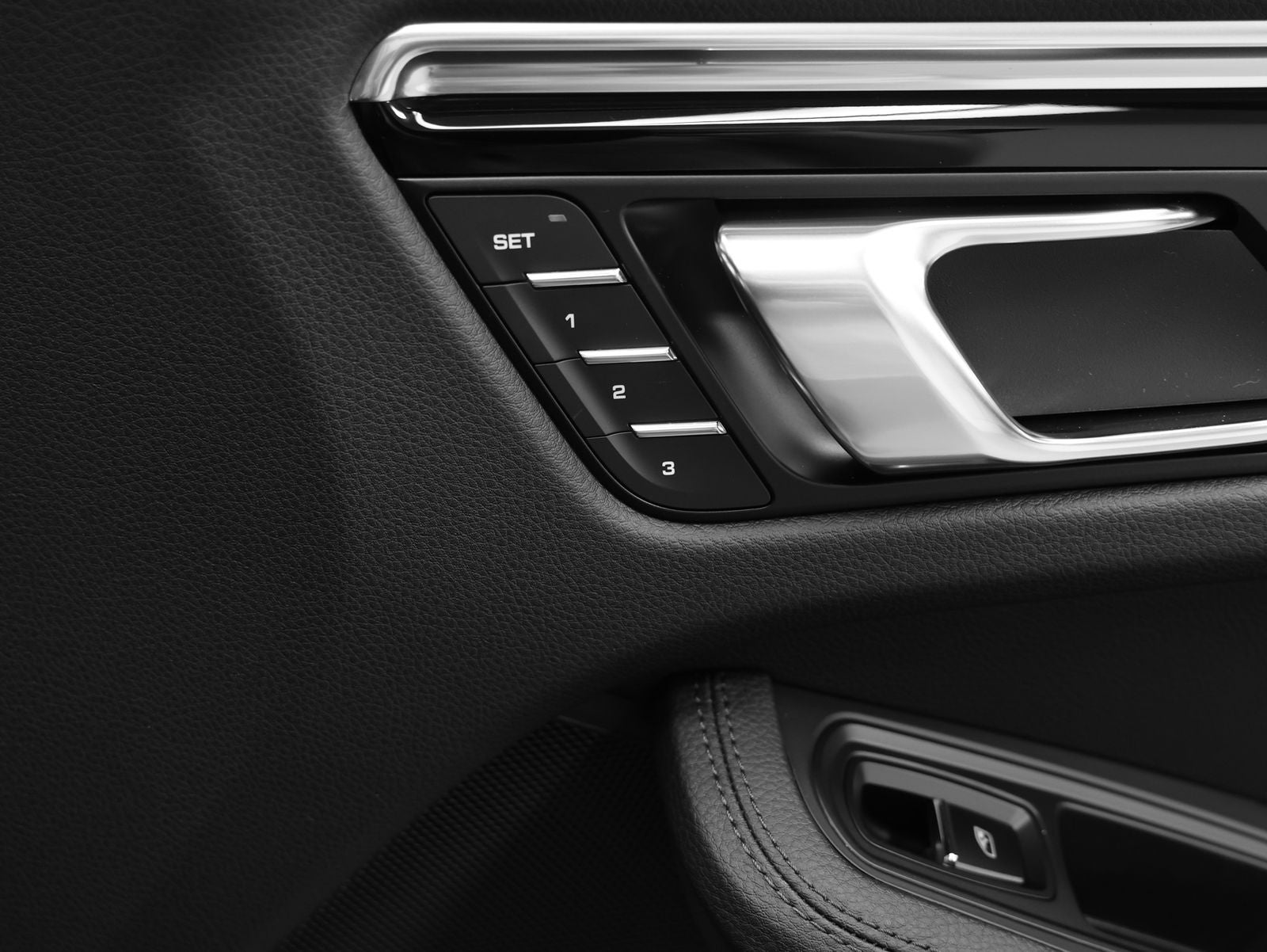2026 Porsche Macan Macan S