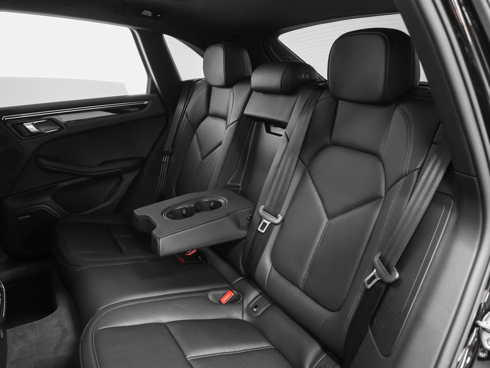 2026 Porsche Macan Macan S