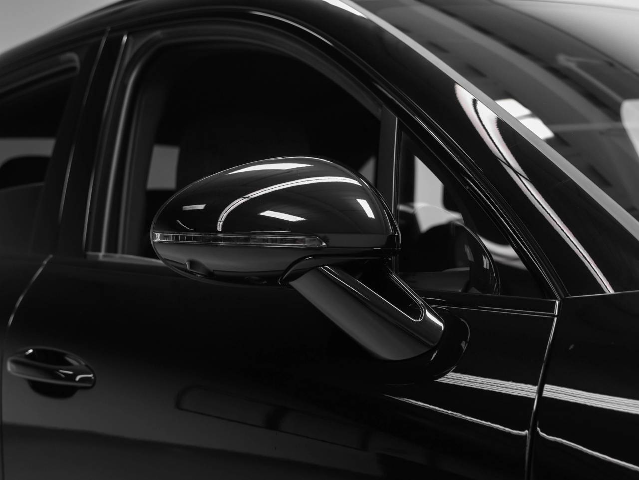 2026 Porsche Macan Macan S