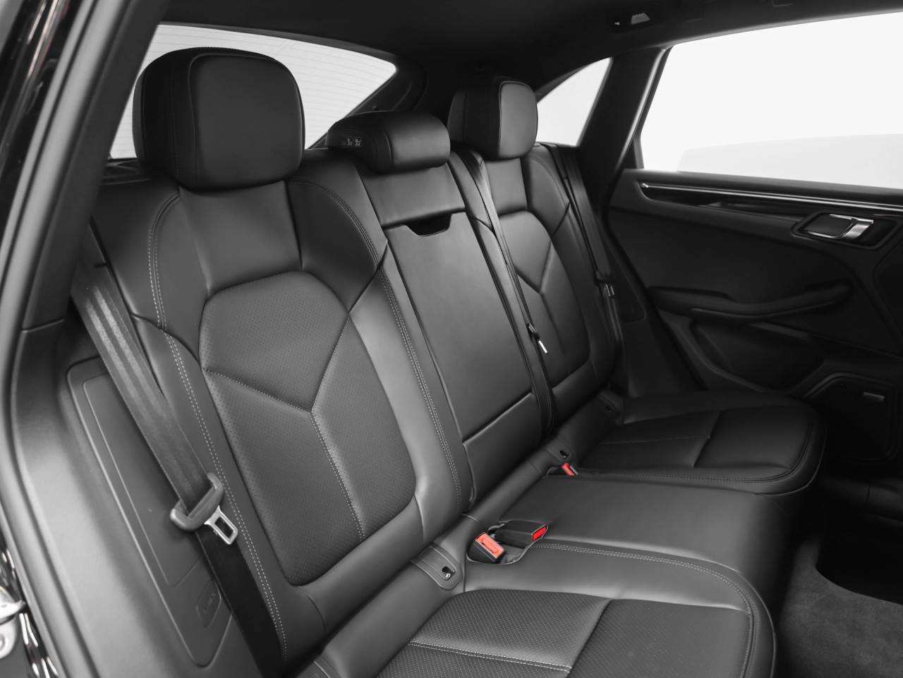 2026 Porsche Macan Macan S