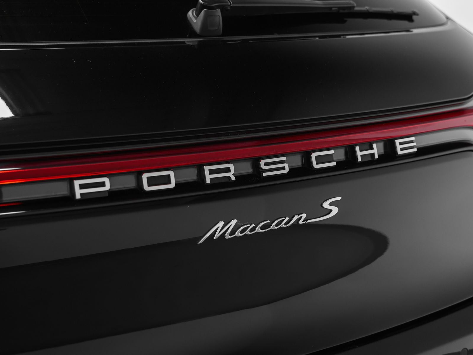 2023 Porsche Macan Macan S (MY23)