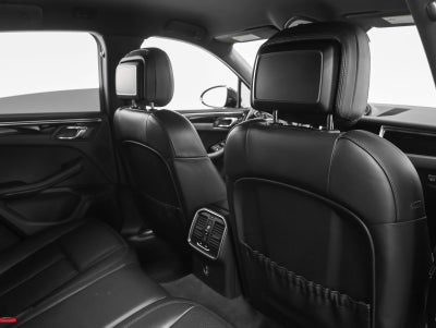 2023 Porsche Macan Macan S (MY23)