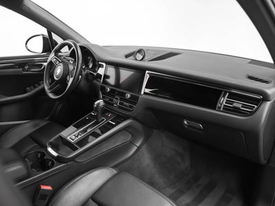 2023 Porsche Macan Macan S (MY23)