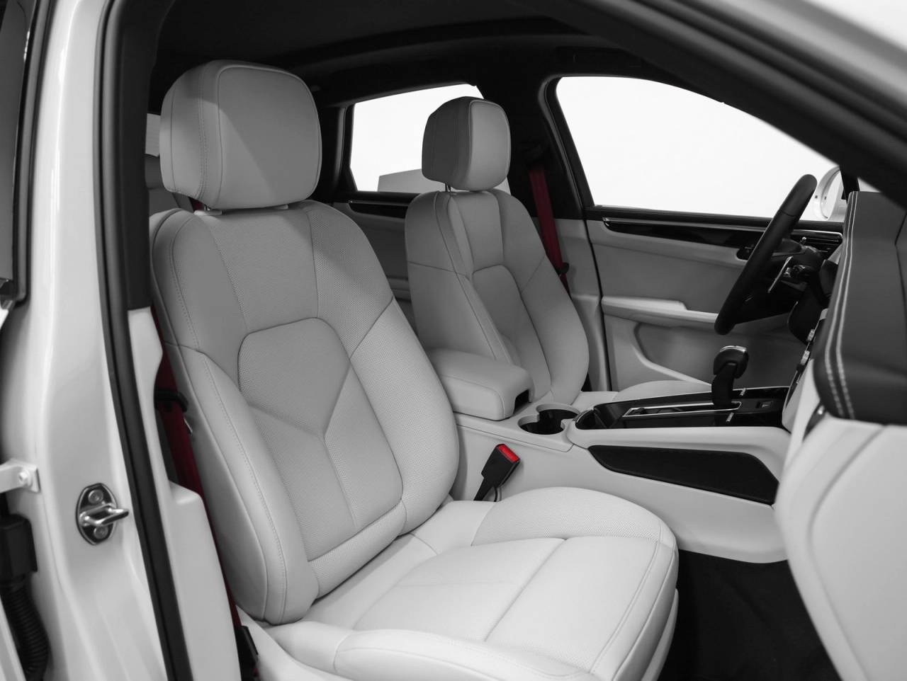 2026 Porsche Macan Macan S