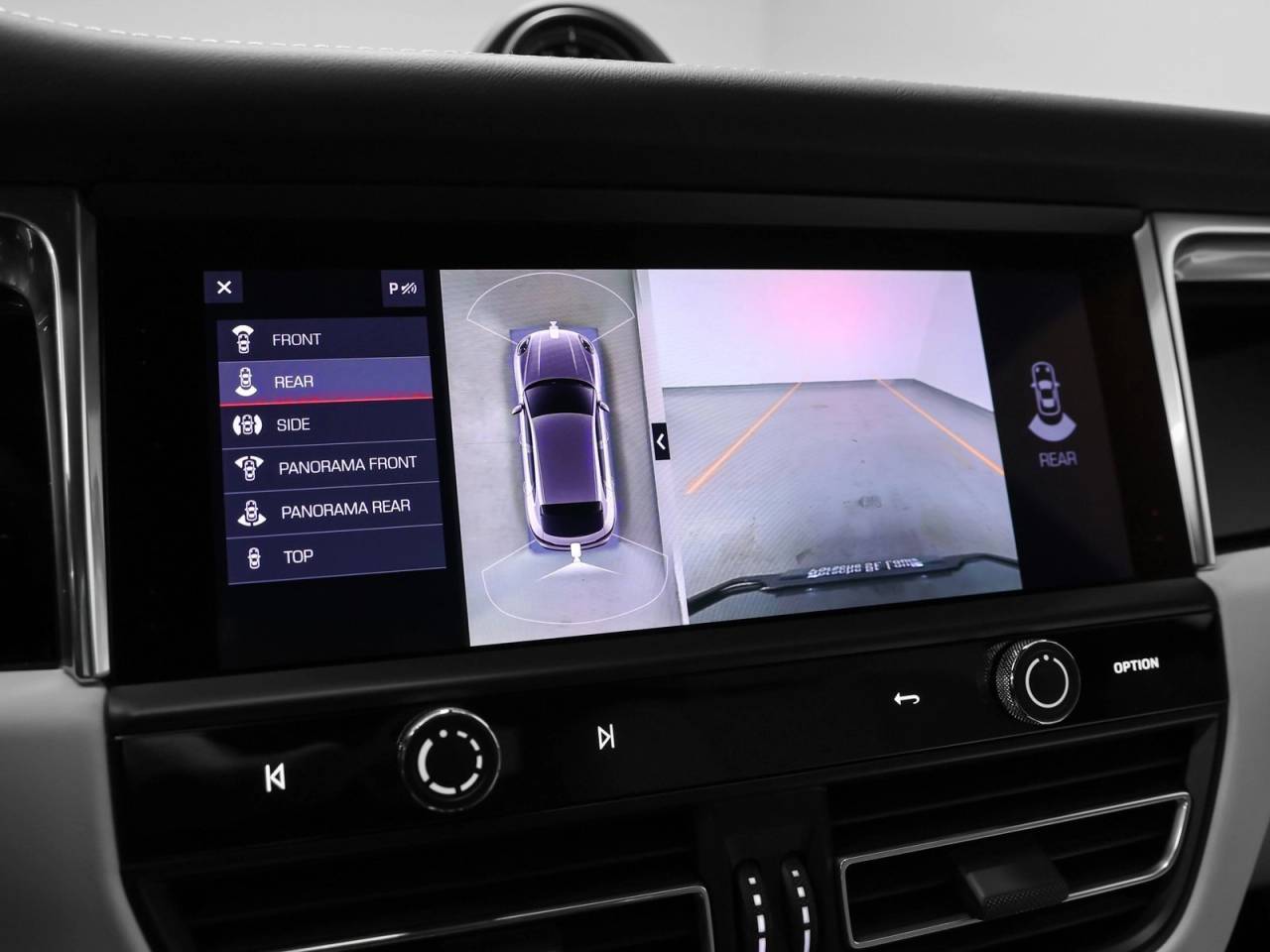 2026 Porsche Macan Macan S