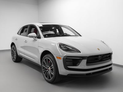 2026 Porsche Macan Macan S