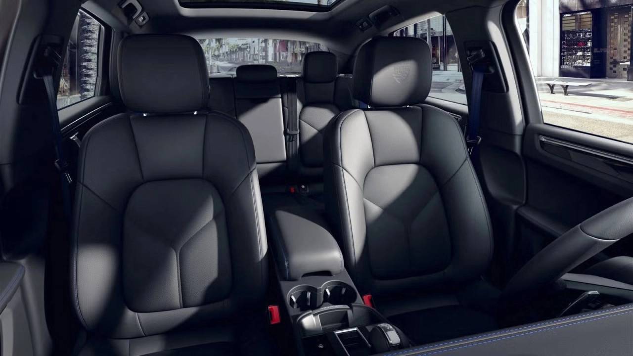 2023 Porsche Macan Macan S (MY23)