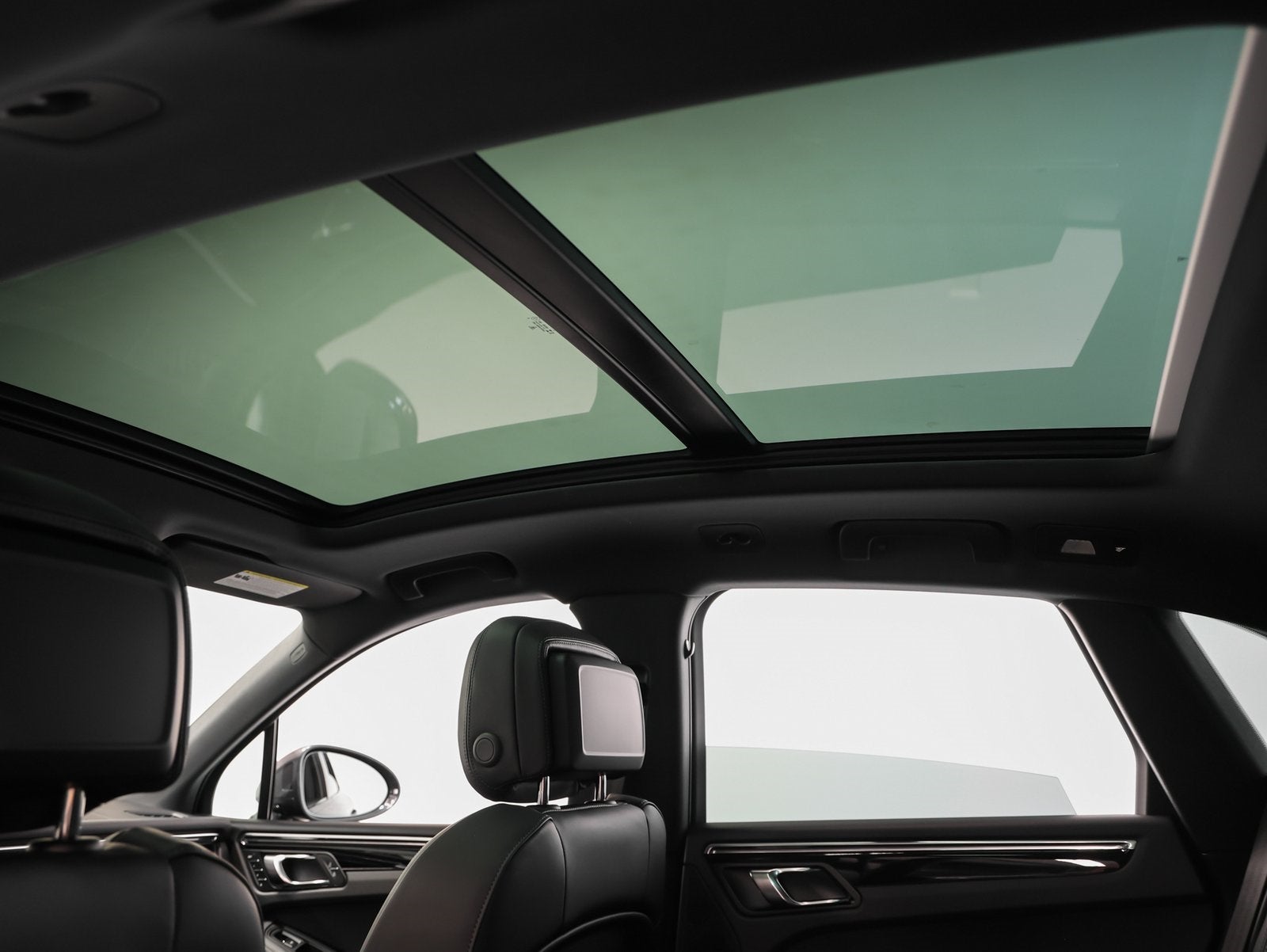 2026 Porsche Macan Macan S