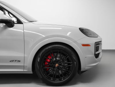 2026 Porsche Cayenne GTS