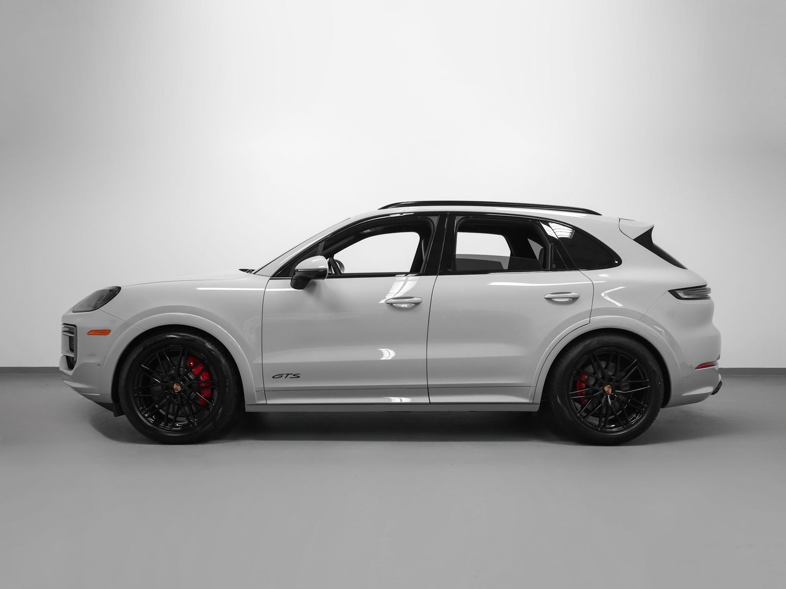 2026 Porsche Cayenne GTS