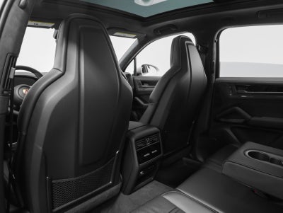 2026 Porsche Cayenne GTS