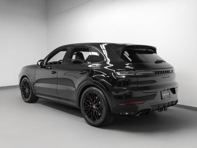 2026 Porsche Cayenne Cayenne GTS