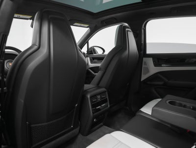 2026 Porsche Cayenne Cayenne GTS