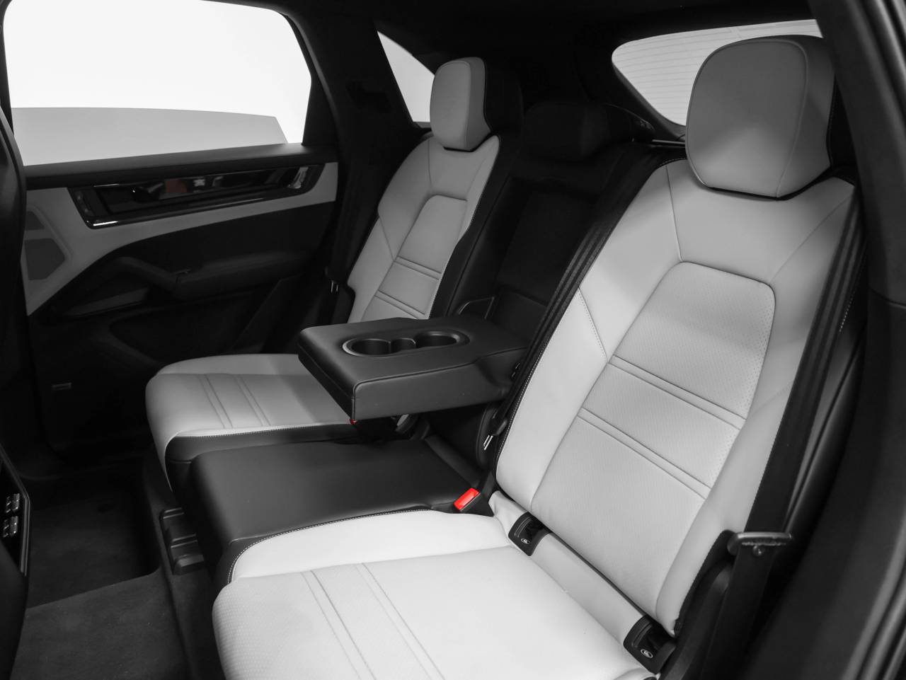 2026 Porsche Cayenne Cayenne GTS
